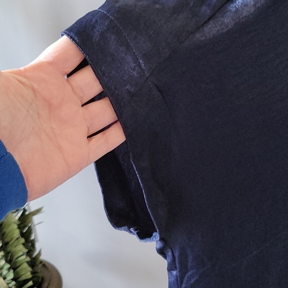 Roaman's navy blue button-down blouse NWOT - Picture 4 of 11